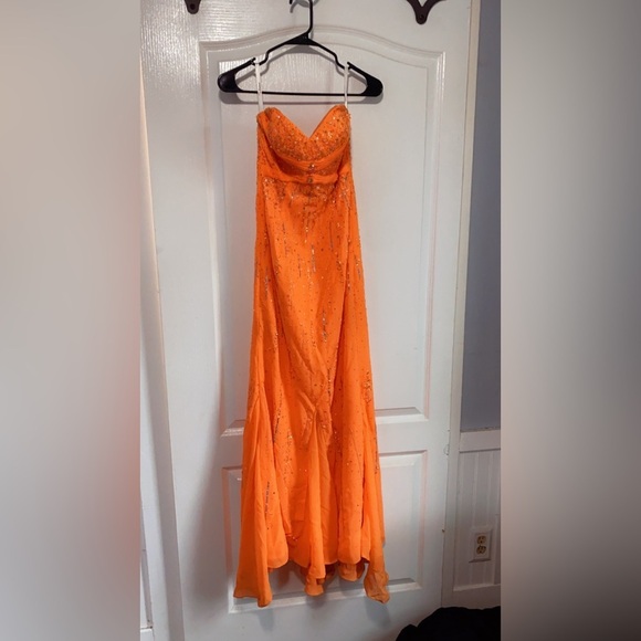 Dresses & Skirts - Orange Sweetheart Prom Gown